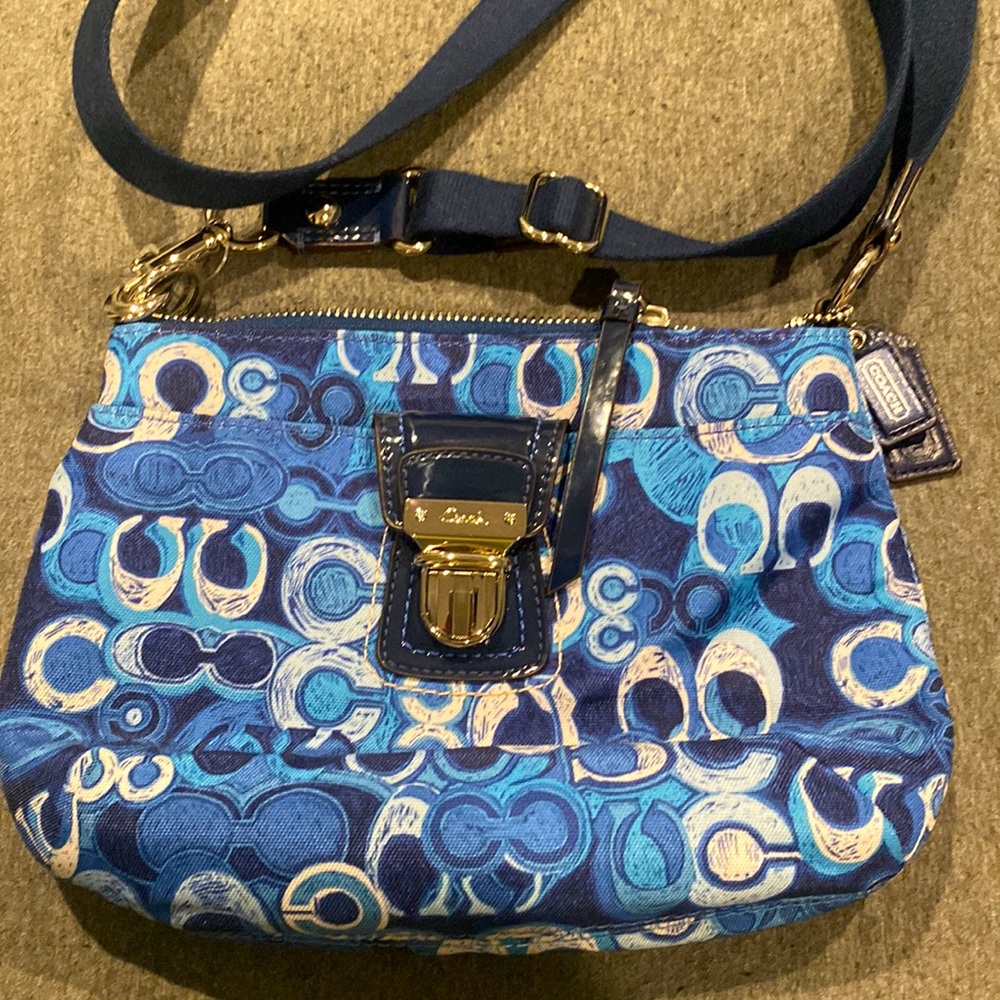 COPY - authentic COACH purse. Brand new
